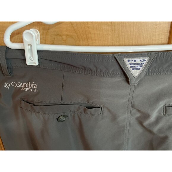 Columbia PFG Mens Regular Fit Gray Outdoor Shorts Size 40W With Pockets Polyeste - Picture 3 of 5